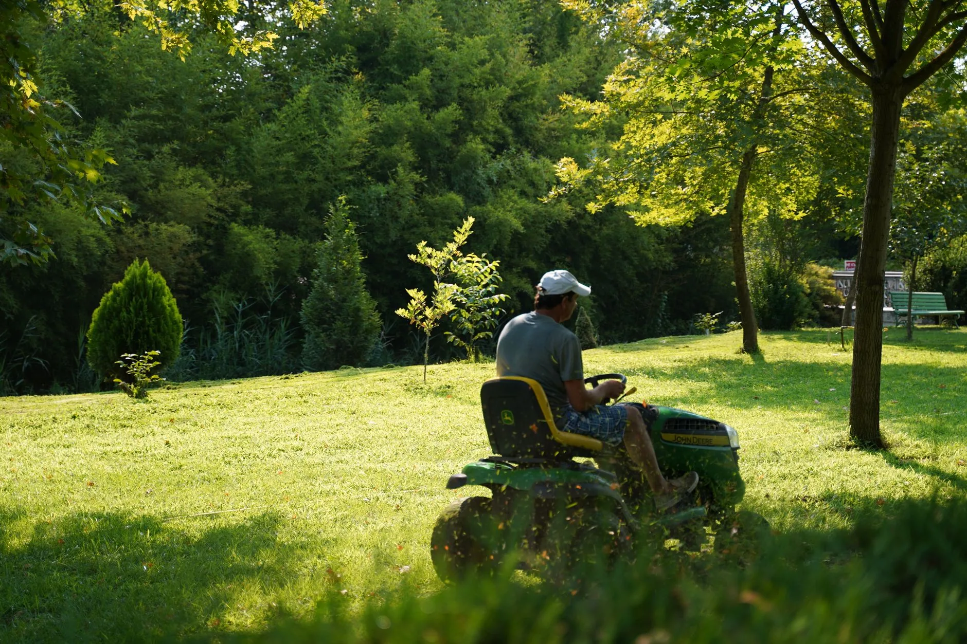 Nettoyage et entretien de jardin à Sambreville
